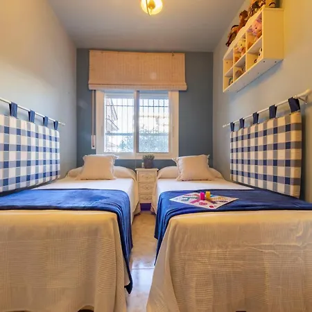 Homes&go Nova Pineda Bajos Apartamento La Pineda